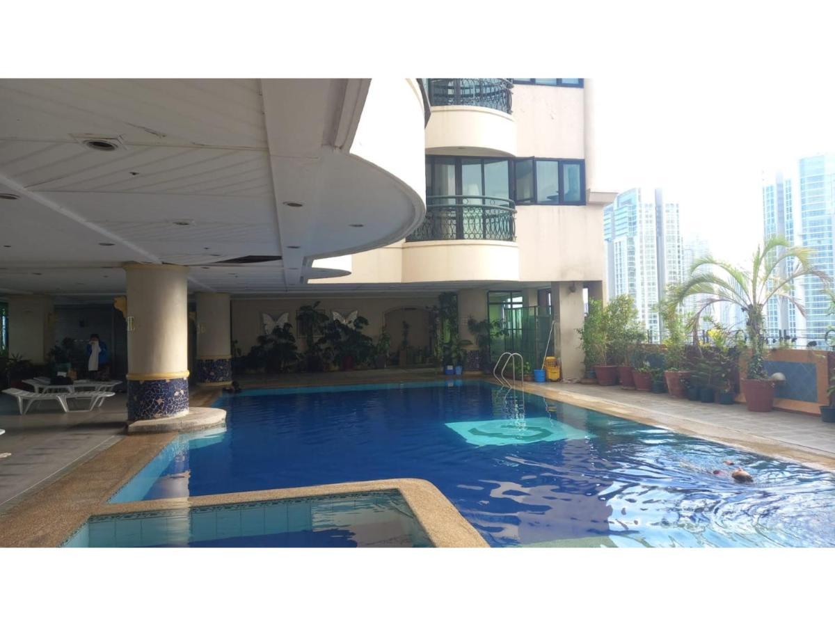 Capital O 914 Makati Palace Hotel Makati City Zewnętrze zdjęcie