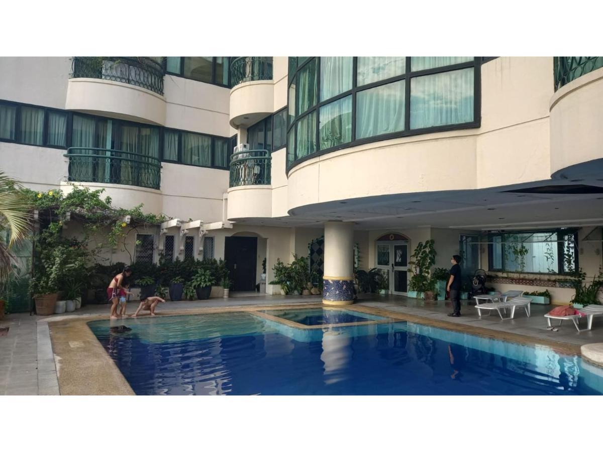 Capital O 914 Makati Palace Hotel Makati City Zewnętrze zdjęcie